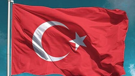 Dünyada Kırmızı Renkle Özdeşleşmiş Kültürler ve Bayraklar